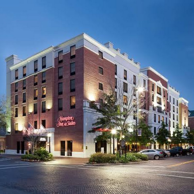 Hampton Inn & Suites Gainesville-Downtown