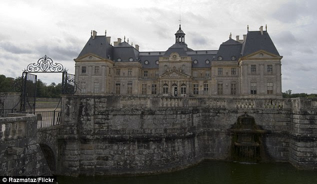 Château de Vaux-le-Vicomte in France: Moats were historically deep, broad ditches used to provide castles and towns with a preliminary line of defense