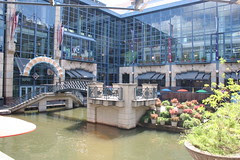 Rivercenter Mall