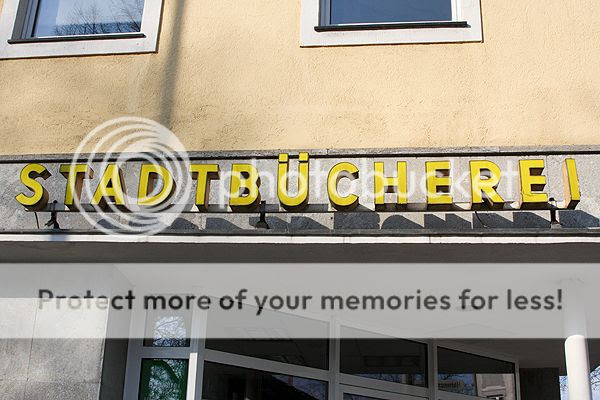 http://i798.photobucket.com/albums/yy266/irgendschoen/fotos/typo/irgendschoen_typofotos_18_zpsae8cdf92.jpg