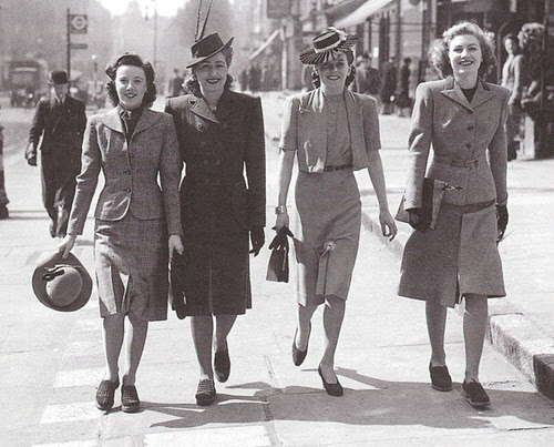fashion for female workers during WWII