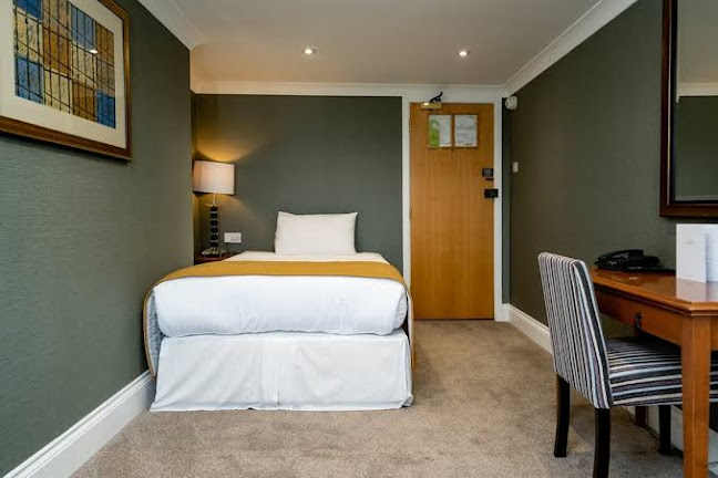 Montpelier Row, Blackheath, London SE3 0RW, United Kingdom