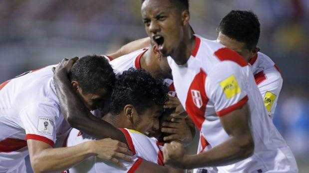 Perú goleó 4-1 a Paraguay y sigue soñando con Mundial de Rusia