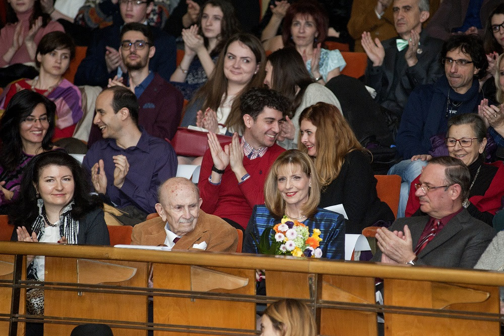 Concert extraordinar în memoria Reginei Elisabeta a României Concert extraordinar în memoria Reginei Elisabeta a României