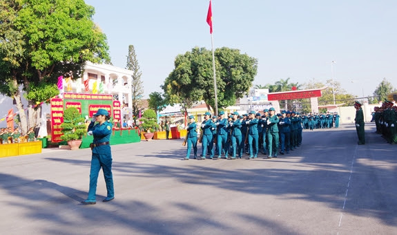 Toàn quân sôi nổi ra quân huấn luyện năm 2019