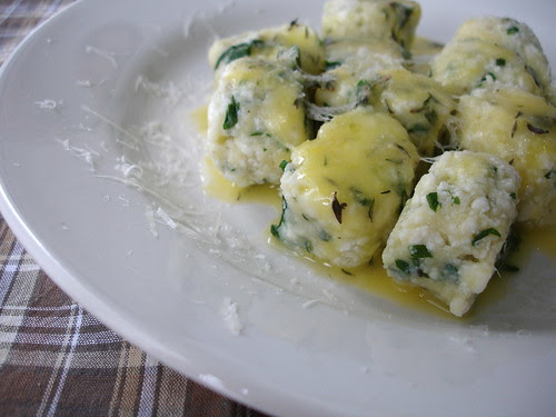 Ricotta gnocchi with lemon thyme butter sauce
