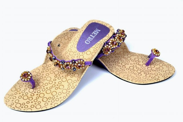 Girls-Womens-Beautiful-Formal-Flat-Shoes-Eid-Footwear-Collection-2013-by-Metro-Shoes-5 Girls-Womens-Beautiful-Formal-Flat-Shoes-Eid-Footwear-Collection-2013-by-Metro-Shoes-5