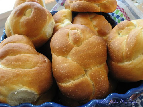 knotty rolls BBB