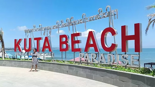 7 Alasan Mengapa Pantai Kuta Menjadi Destinasi Favorit Wisatawan - SEWA  MOTOR BALI MURAH