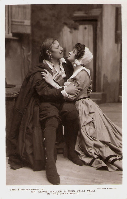 Lewis Waller, Valli Valli
