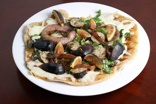 Grilled Sausage and Fig Pizza