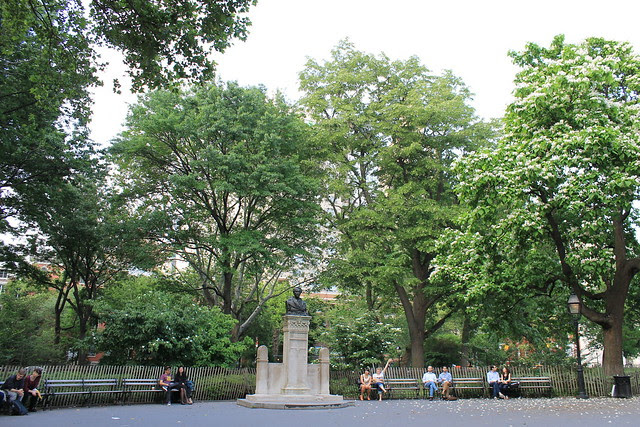 Washington Square Park, Saturday morning