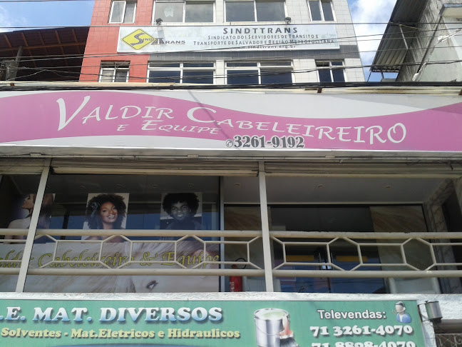 Waldir Cabeleireiro e Equipe