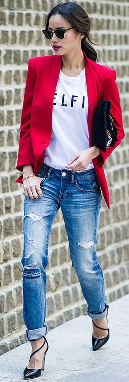denim fashion - street style - Jamie Chung With a White Celfie Tee