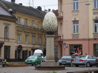 Strikeposeegg2 Strikeposeegg2