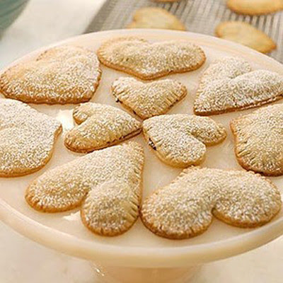 big_valentine-heart-apple-pie-cl