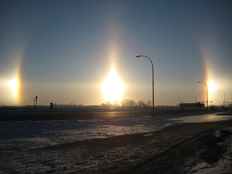 File:Fargo Sundogs 2 18 09.jpg