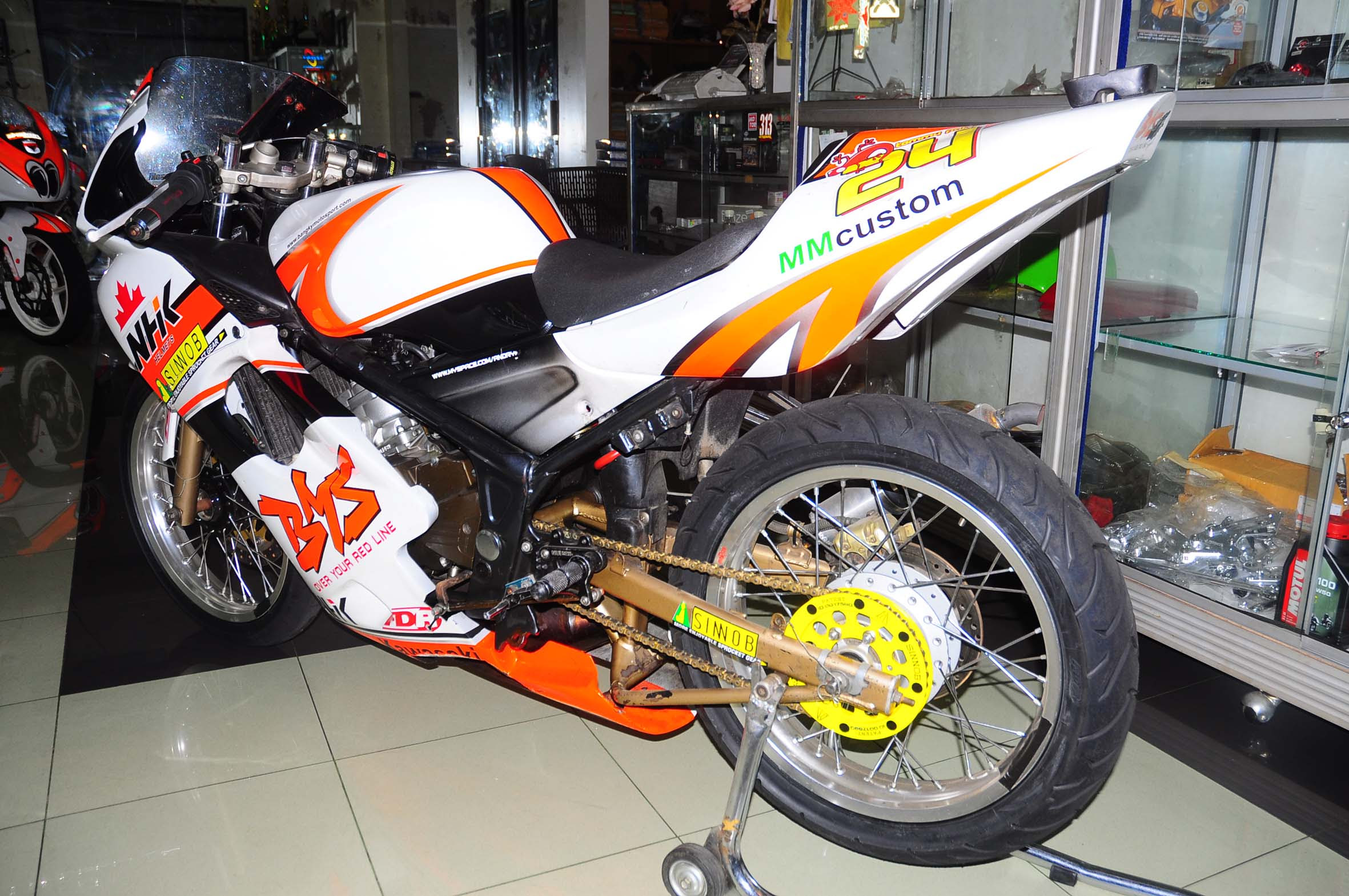 Koleksi Foto Modifikasi Motor Kawasaki Ninja 150 Rr Terlengkap Koleksi Foto Modifikasi Motor Kawasaki Ninja 150 Rr Terlengkap
