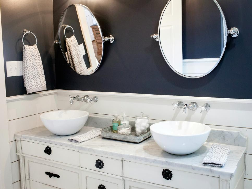 Top 10 Fixer Upper Bathrooms - Daily Dose of Style