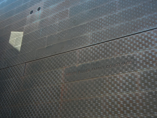 DSCN5626 _ De Young Museum, San Francisco, 30 December 2012