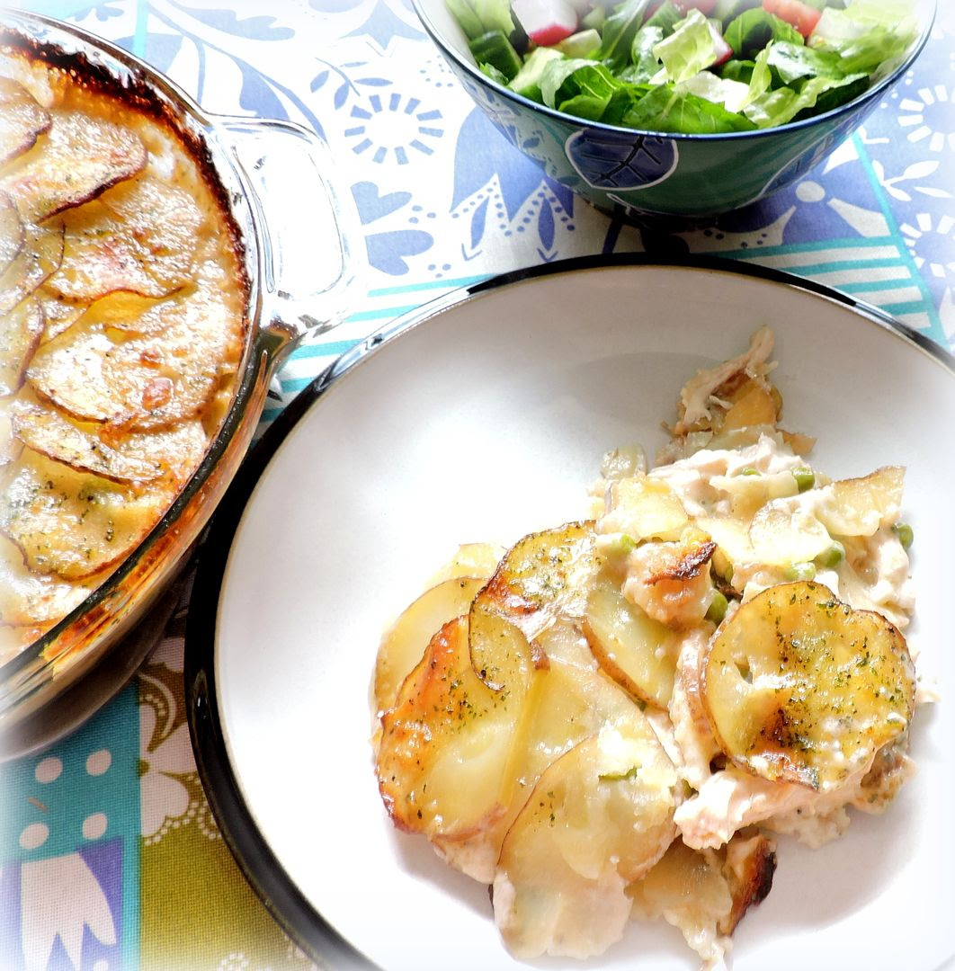 Chicken and Garlic Potatoes Casserole