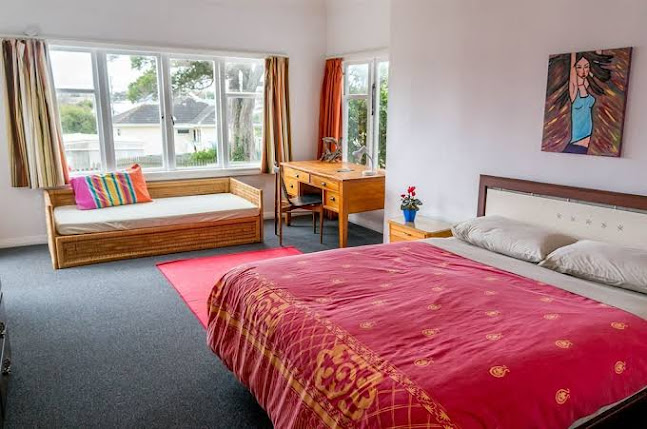 Reviews of College House Accommodation in Whanganui - University