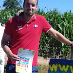Haute-Rivoire | Haute-Rivoire: dans son labyrinthe de maïs, Alexis guide le public vers plus d'écologie