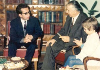 Ismail Kadare dhe Enver Hoxha