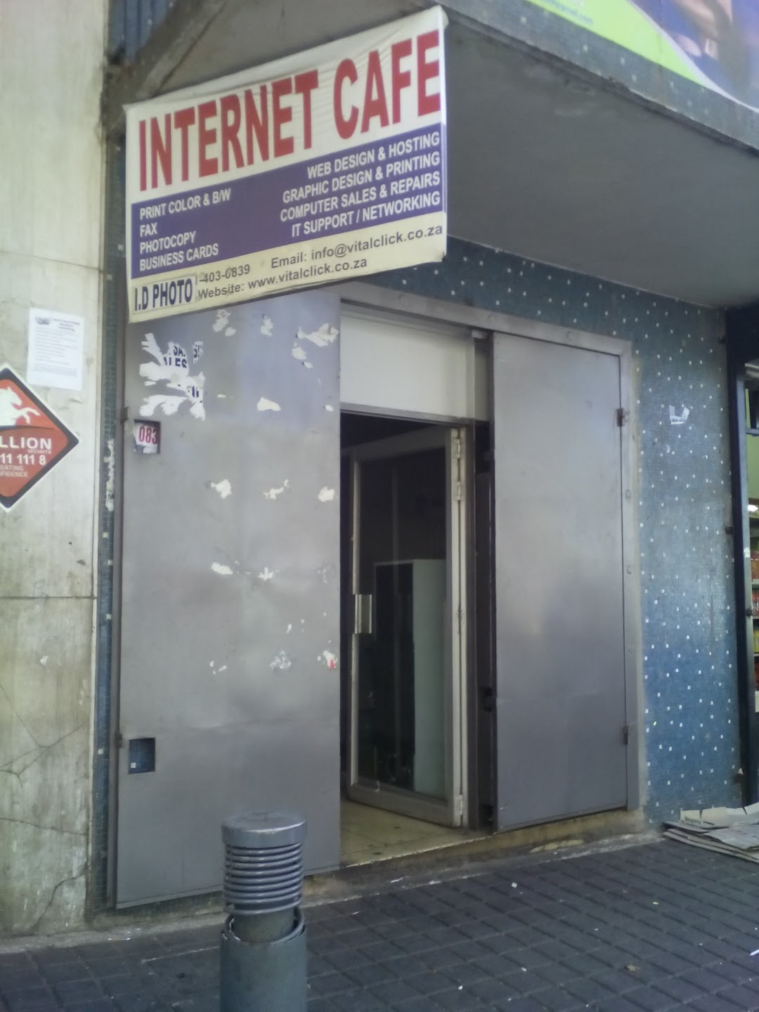 Internet Cafe Walking