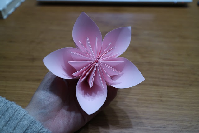 折り紙で花の作り方 桜の花の折り方