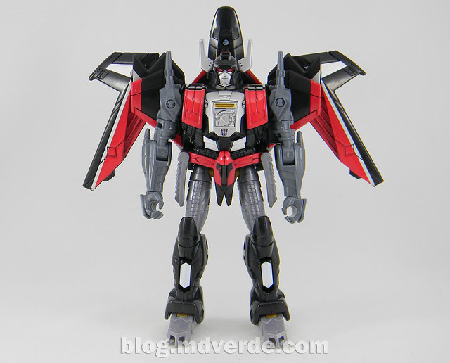Transformers Sky Shadow Deluxe - Generations - modo robot