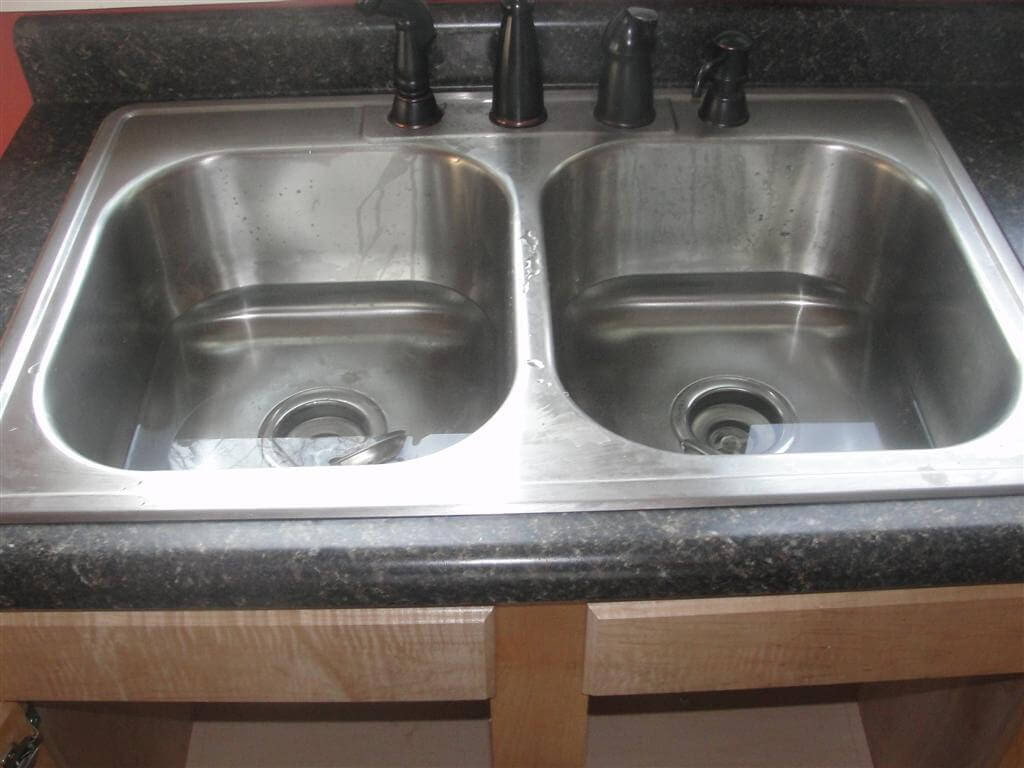 What Can I Use To Unclog My Kitchen Sink