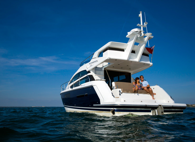 Yacht For Rent In Goa