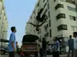 http://i347.photobucket.com/albums/p464/blogspot_images1/Desamuduru/tonyjaa3.jpg