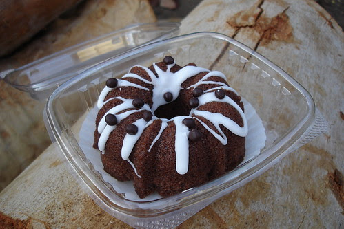 Eat My Blog - Charity Bake Sale - Cinnamon Chocolate Bundt