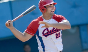 Tope de beisbol entre los equipos de EEUU vs Cuba tercer partido ganadò por cuba 5 x 1 Norel Gonzalez nuevo jugador en el equipo cuba bateador de fuerza