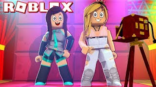 Little Kelly Little Carly Play Roblox Together Roblox Roblox