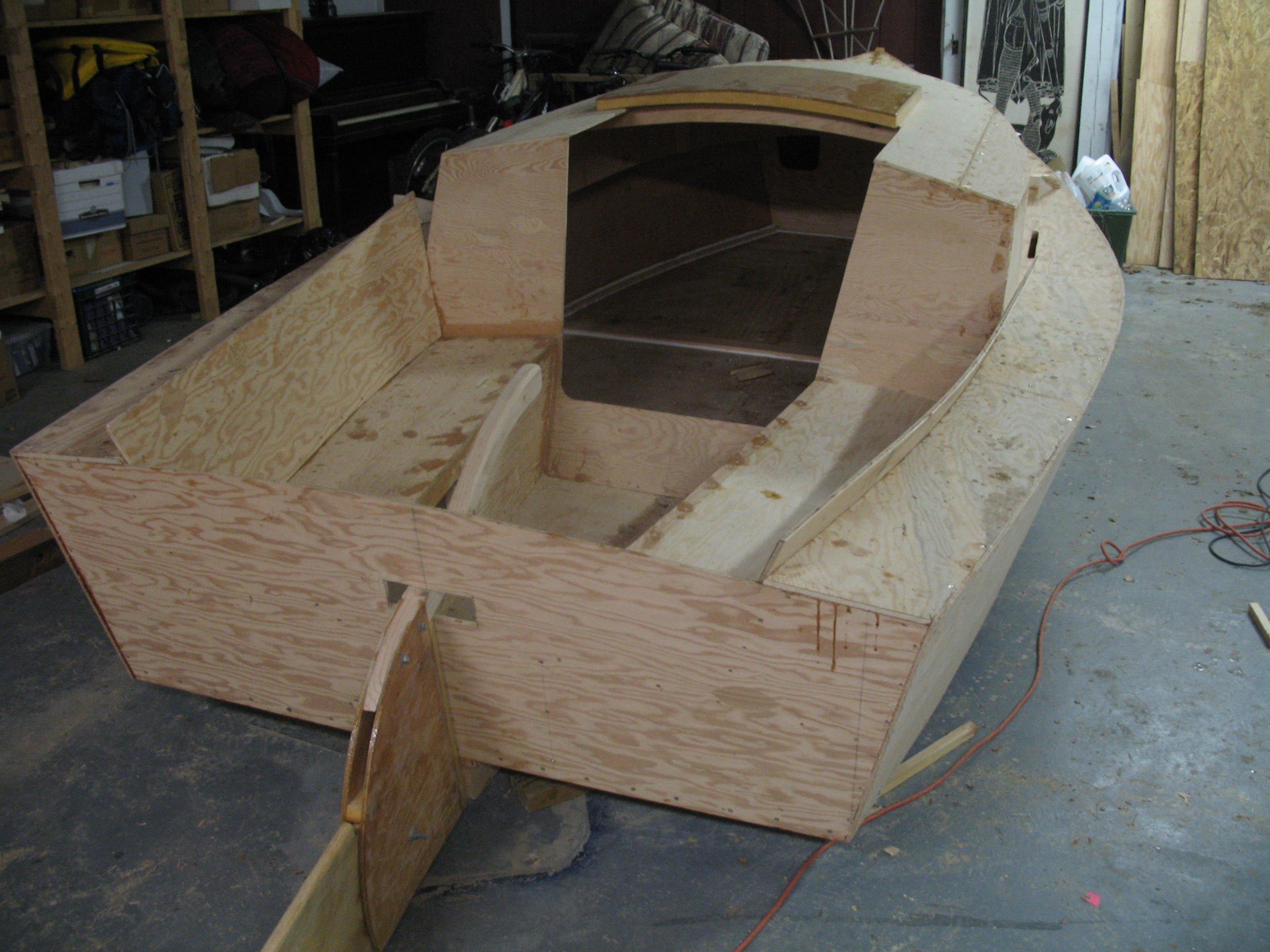 Detail Building a plywood cabin boat dab