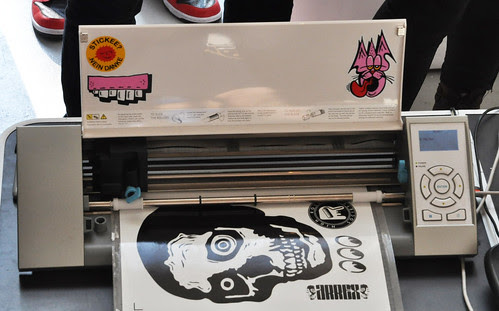 sticker cutter