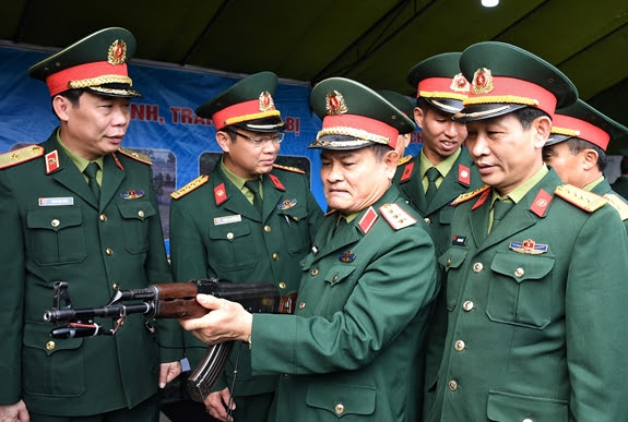 Toàn quân sôi nổi ra quân huấn luyện năm 2019