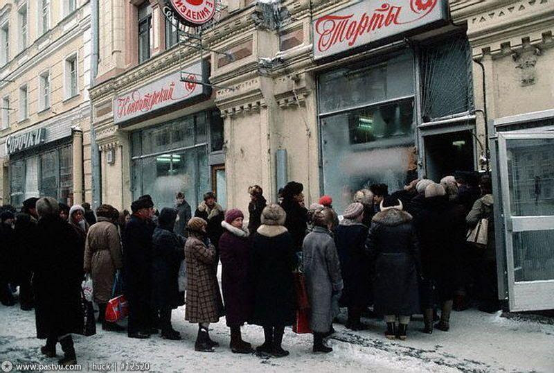 Как отмечали Новый год в Советском Союзе Новый, праздник, советских, детей, страны, пионеров, детских, после, советской, времени, прически, является, колбасу, всего, могли, однако, ребенка, новогоднюю, поэтому, шампанское