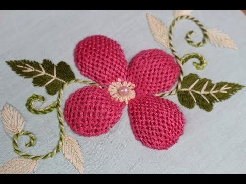 Featured image of post Bordados De Flores Grandes Un soporte de flores de gran tama o ser ideal para el centro o instalado en una esquina para a adir volumen a una gran zona de recepci n