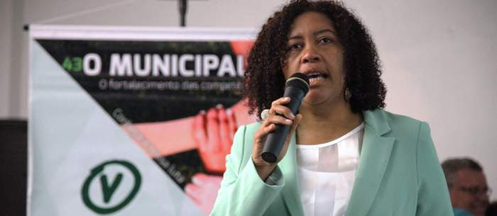 Agora entre os verdes, Rose pode crescer nas pesquisas