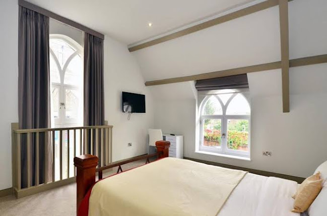 Pemberton Gardens, Archway, London N19 5RR, United Kingdom
