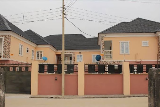Ayoluyem Aparthotel & Suites, House 23, Deeper life avenue, Rumuodomaya, Port Harcourt, Nigeria, Budget Hotel, state Rivers