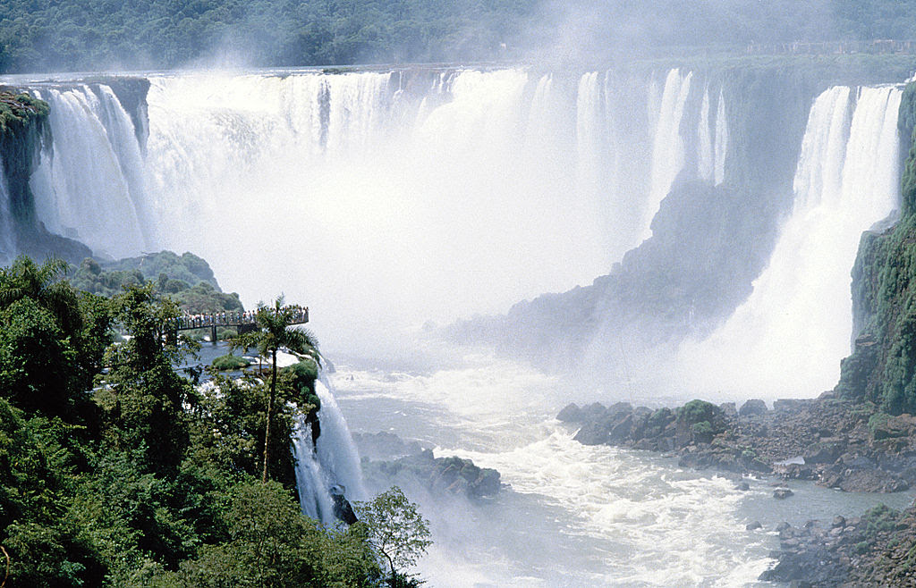 1024px-Iguacu-002