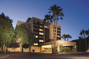 DoubleTree by Hilton Hotel Fresno Convention Center