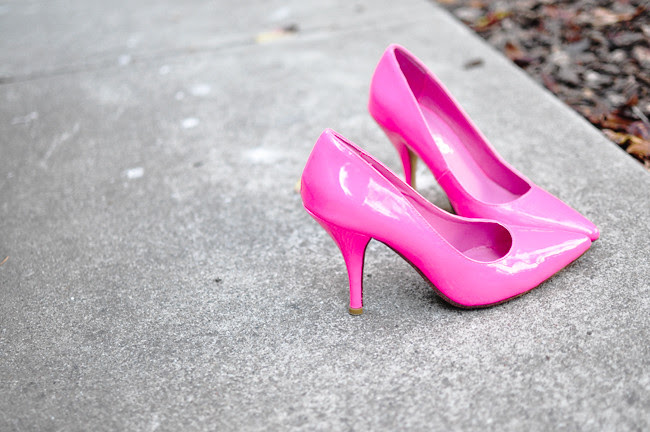 California Fashion and Personal Style blog: neon pumps, sweater, thrifted, neon pink