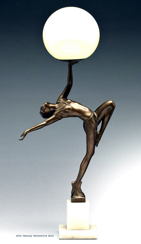 Astonishingly Life-Like Figuratives Sculptures (27)