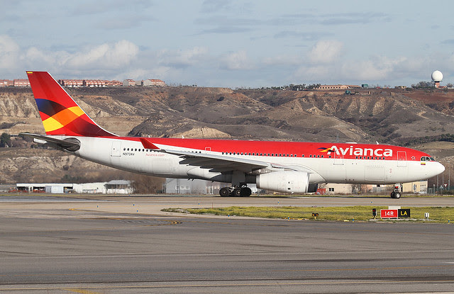 N973AV